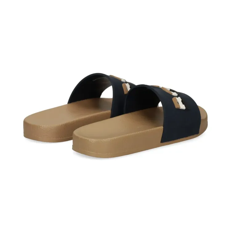 CHINELO HUGO BOSS